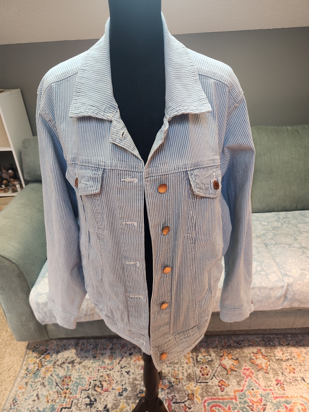 Universal Thread Light Blue Pinstripe Denim Jacket